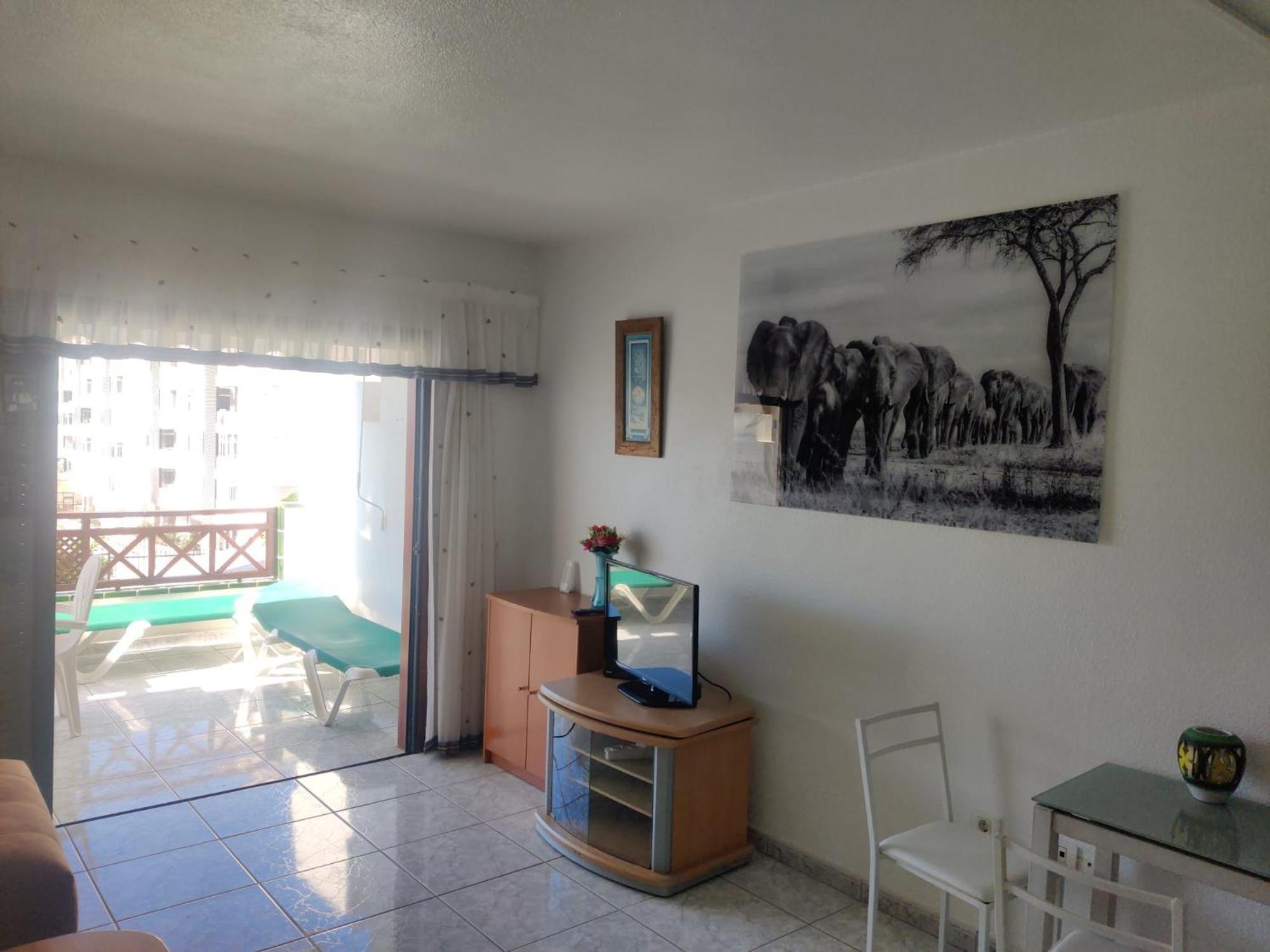 Victoria Court 2, Los Cristianos Guincho  Exterior photo